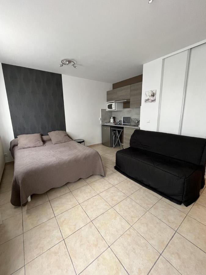 Studio Meuble Bussy-Saint-Georges Exterior foto